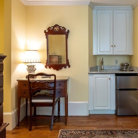 Francis Malbone House Bed & Breakfast Newport Kulesi Dış mekan fotoğraf