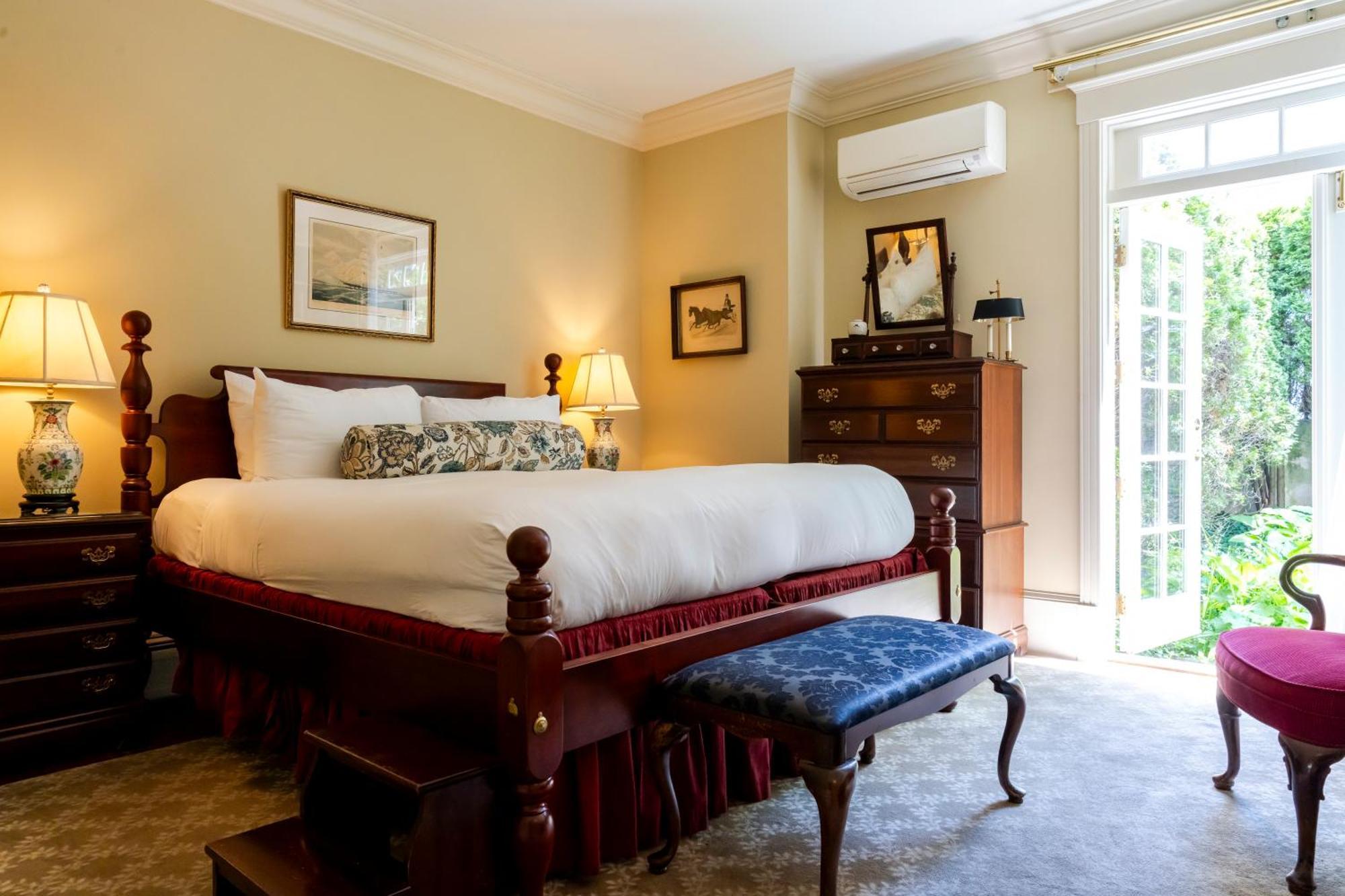Francis Malbone House Bed & Breakfast Newport Kulesi Dış mekan fotoğraf